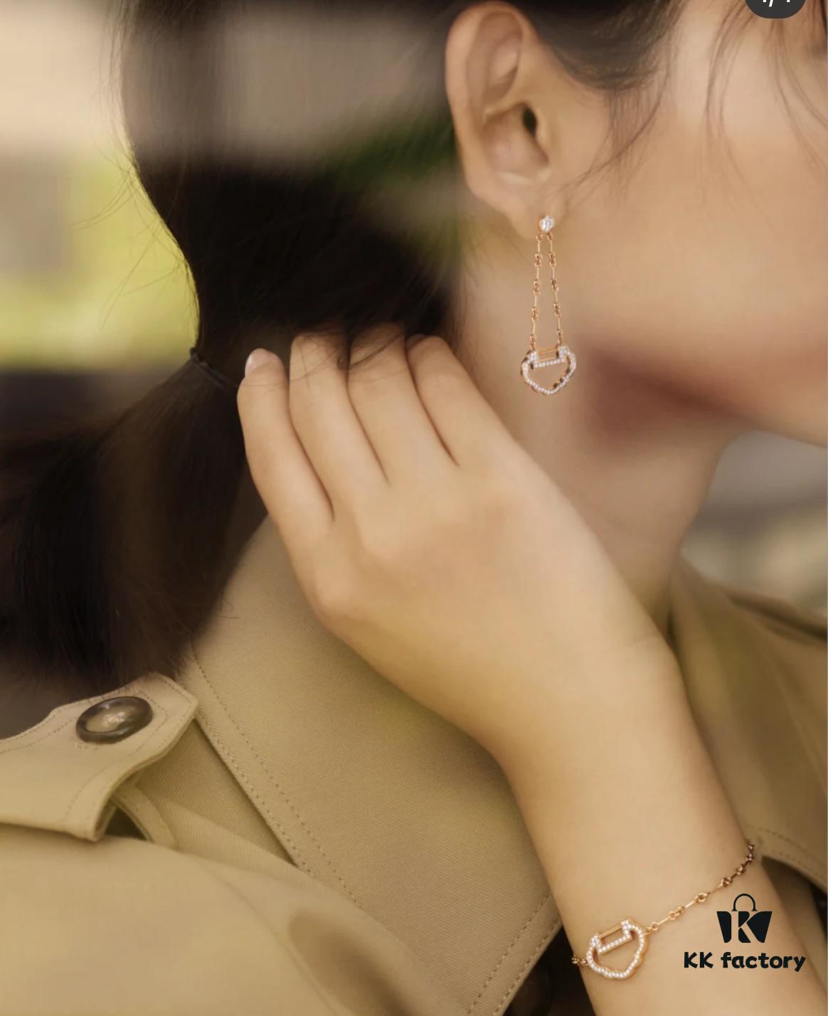 692fda3c99f2d84055c8af76 Exclusive Launch Premium Craftsmanship Qeelin Auspicious Ruyi Lock Pendant Bracelet & Necklace Set in 925 Silver with Eight Hearts and Arrows High-Carbon Diamonds in White and Rose Gold