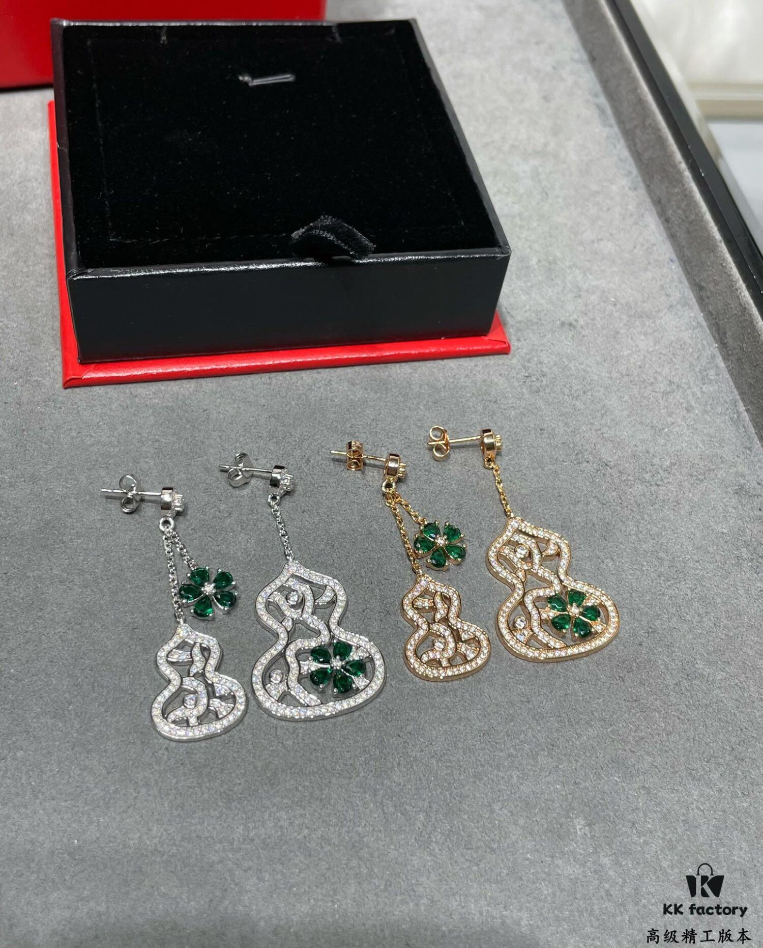 692fda5099f2d84055c8af8f Qeelin Wulu Lace Enamel Earrings