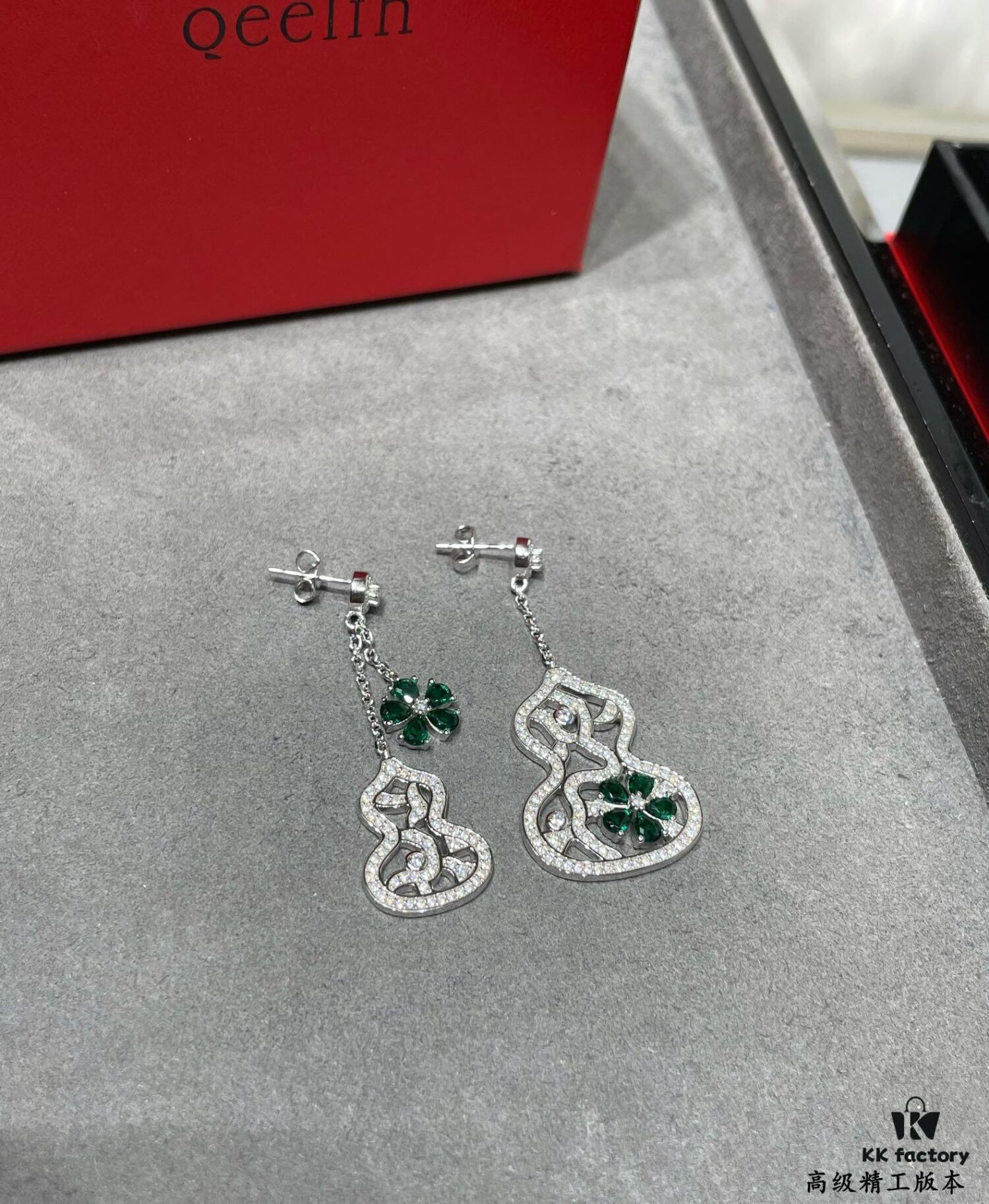 692fda5399f2d84055c8af92 Qeelin Wulu Lace Enamel Earrings