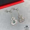 692fda7699f2d84055c8afbe Qeelin Wulu Lace Emerald Green Gourd Earrings