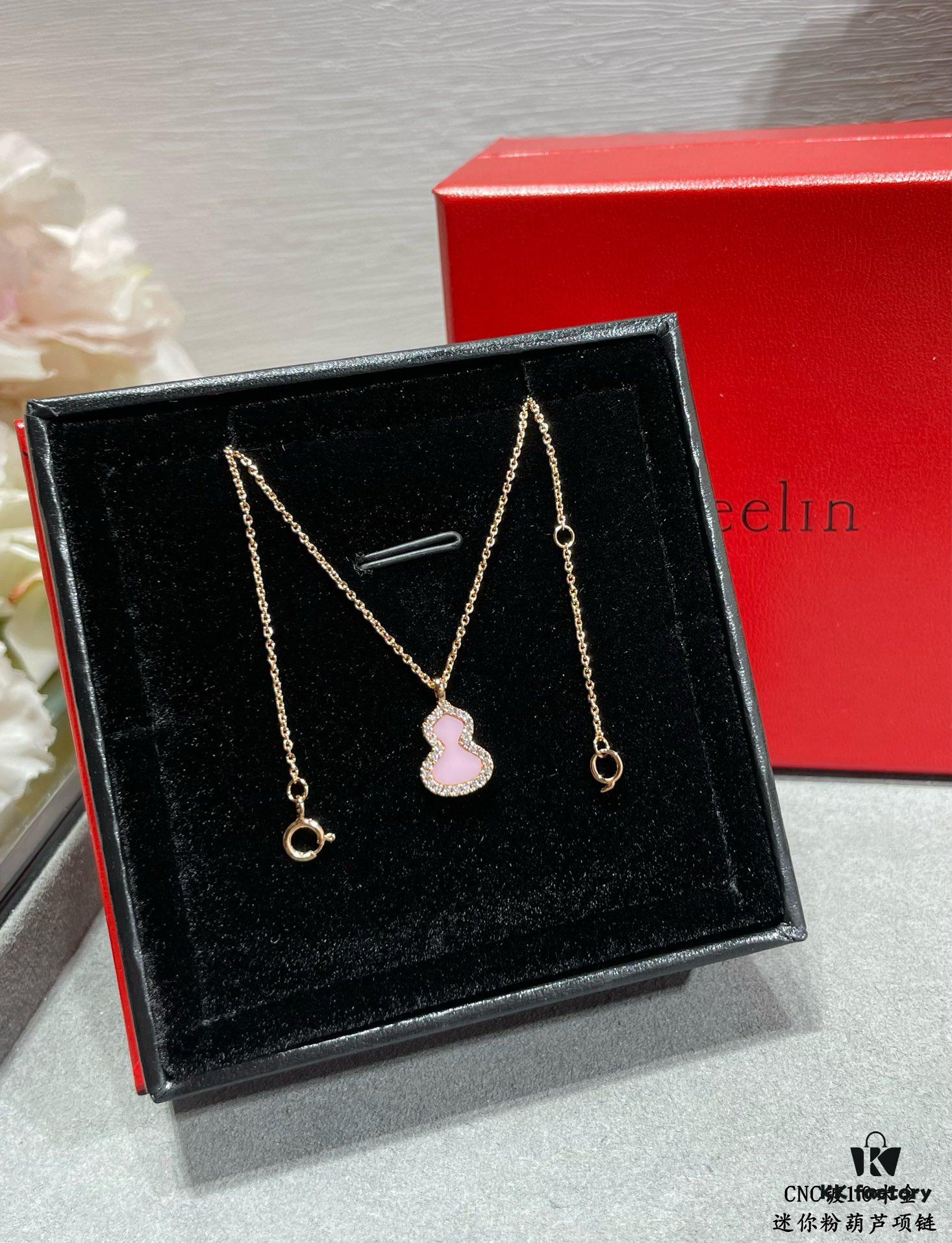 692fda8b99f2d84055c8afe0 V-Gold Plated 1.0 Micron Gold Mini Pink Gourd Necklace, High Aesthetic with Excellent Fit and Versatility, Thick Gold Plating for a Premium Real Gold Look, Featuring Eight-Heart Eight-Arrow High-Carbon Diamond, Small and Exquisite – Wear It and Tell Others It's Genuine Gold