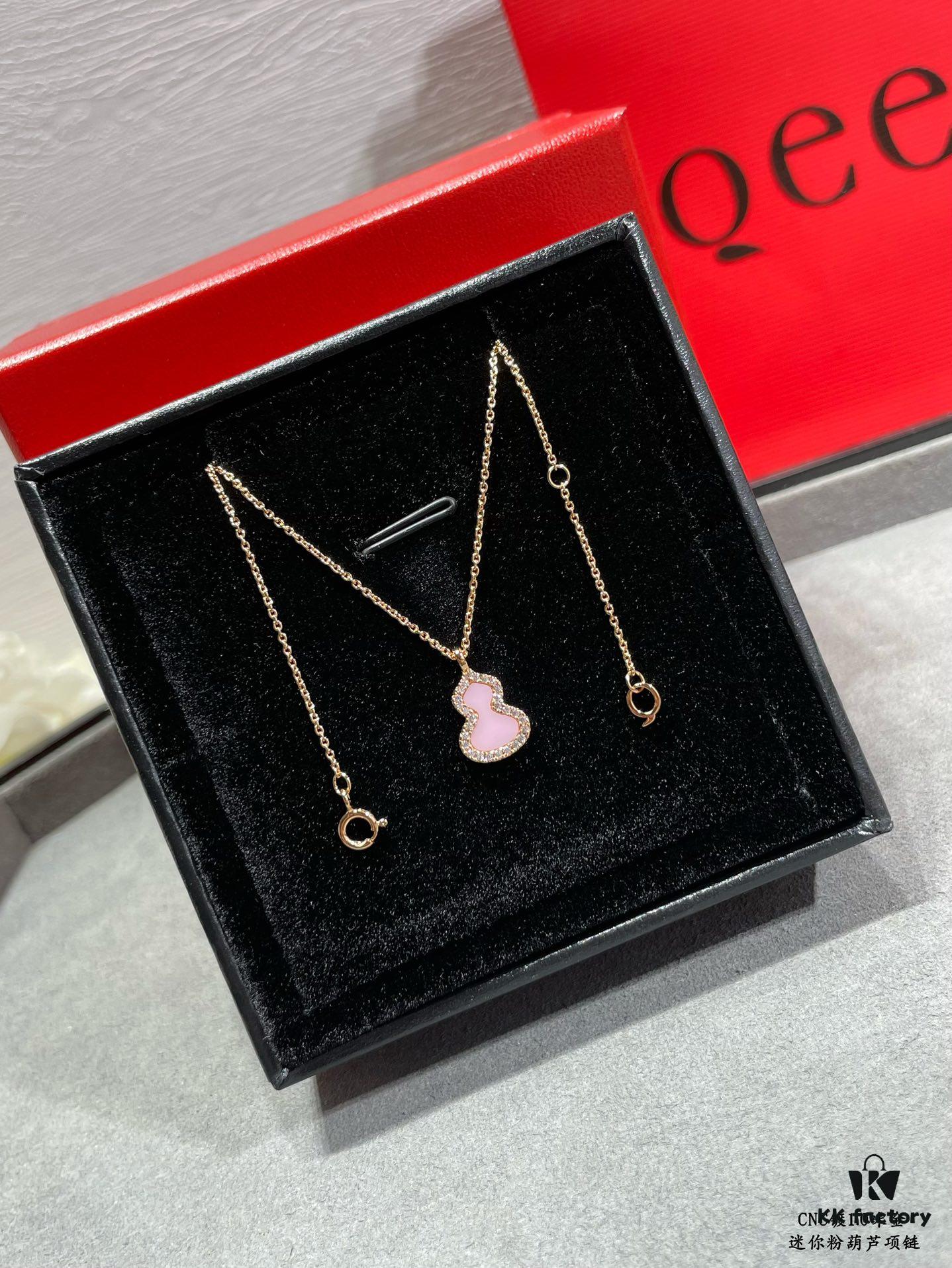 692fda9099f2d84055c8afe4 V-Gold Plated 1.0 Micron Gold Mini Pink Gourd Necklace, High Aesthetic with Excellent Fit and Versatility, Thick Gold Plating for a Premium Real Gold Look, Featuring Eight-Heart Eight-Arrow High-Carbon Diamond, Small and Exquisite – Wear It and Tell Others It's Genuine Gold