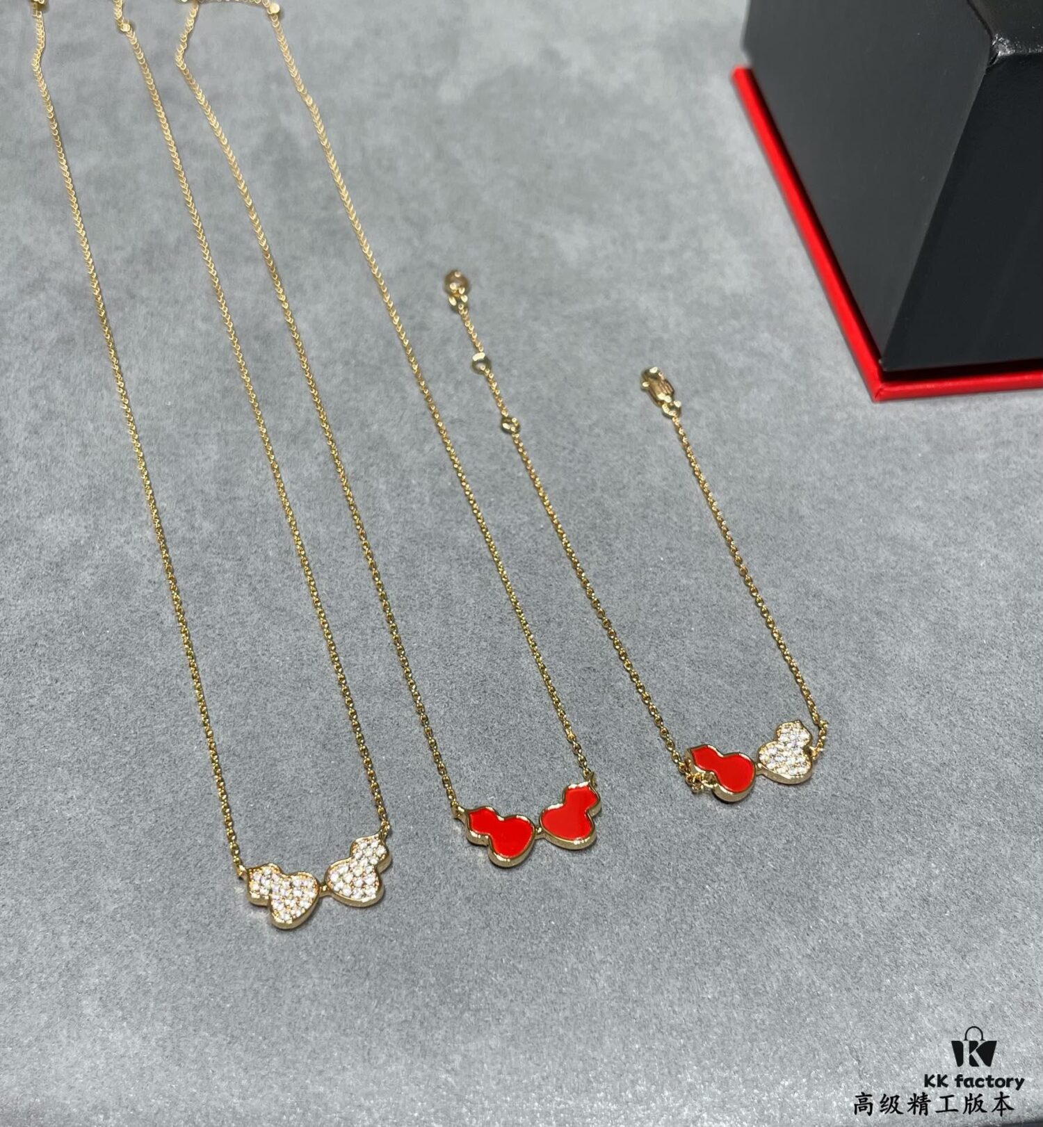 692fdb0b99f2d84055c8b099 Red & Diamond Wulu Kylin Double Gourd Bracelet 🌹 Adorable Design 😍 Elegant Silhouette with Simple Lines 🥰 Highly Elegant 😊 Qeelin x Rebecca Exclusive Limited Edition