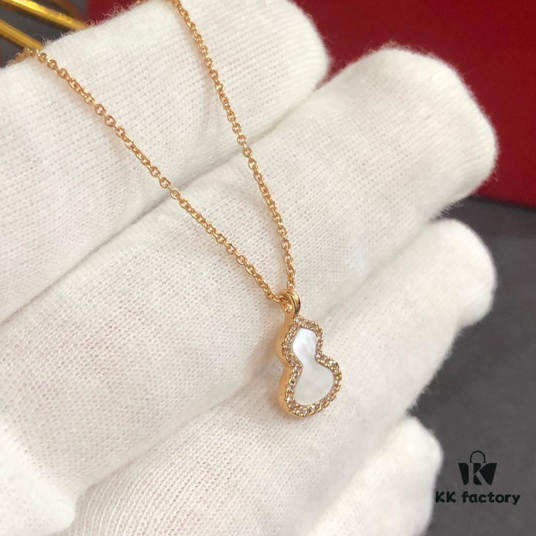 692fdb2f99f2d84055c8b0d3 Qeelin Wulu Mini Pendant Necklace
