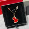 Detachable Pendant) Qeelin Wulu Mini 8 Lotus Diamond Necklace, Cute and Simple Design, Elegant Line Art, Qeelin x Rebecca Limited Edition