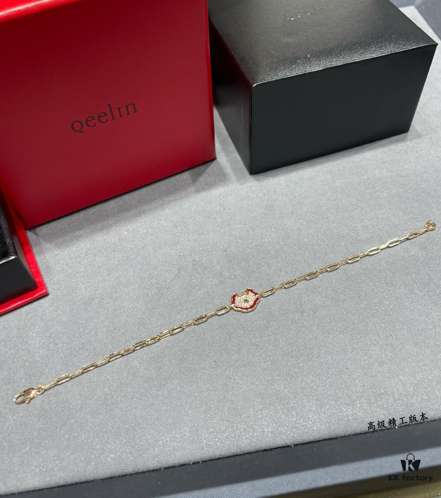 692fdb8299f2d84055c8b149 Kirin Red Edge Full Diamond Ruyi Lock Bracelet ✨ A Stylish Blend of Fashion and Tradition