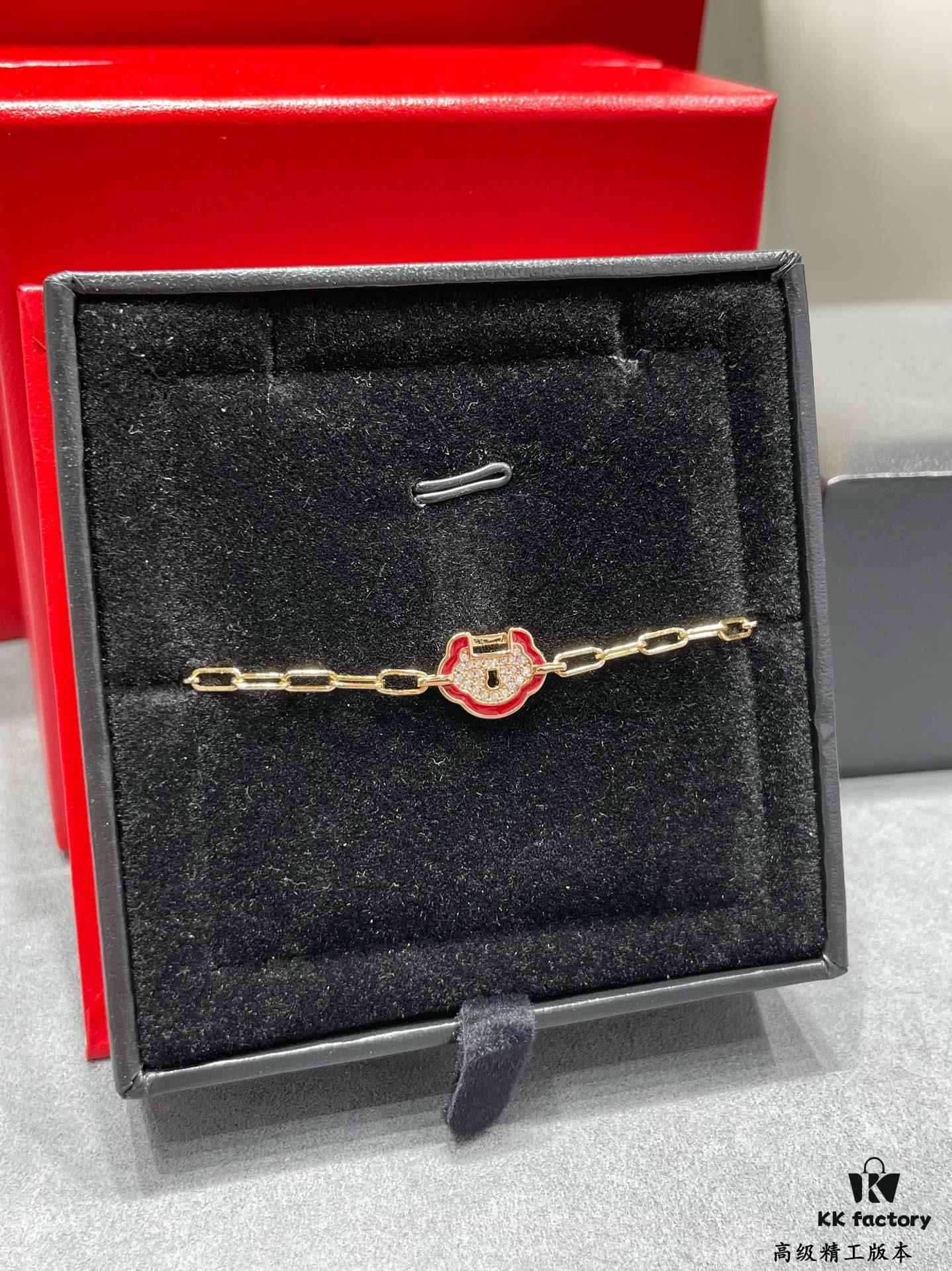 692fdb8399f2d84055c8b14e Kirin Red Edge Full Diamond Ruyi Lock Bracelet ✨ A Stylish Blend of Fashion and Tradition