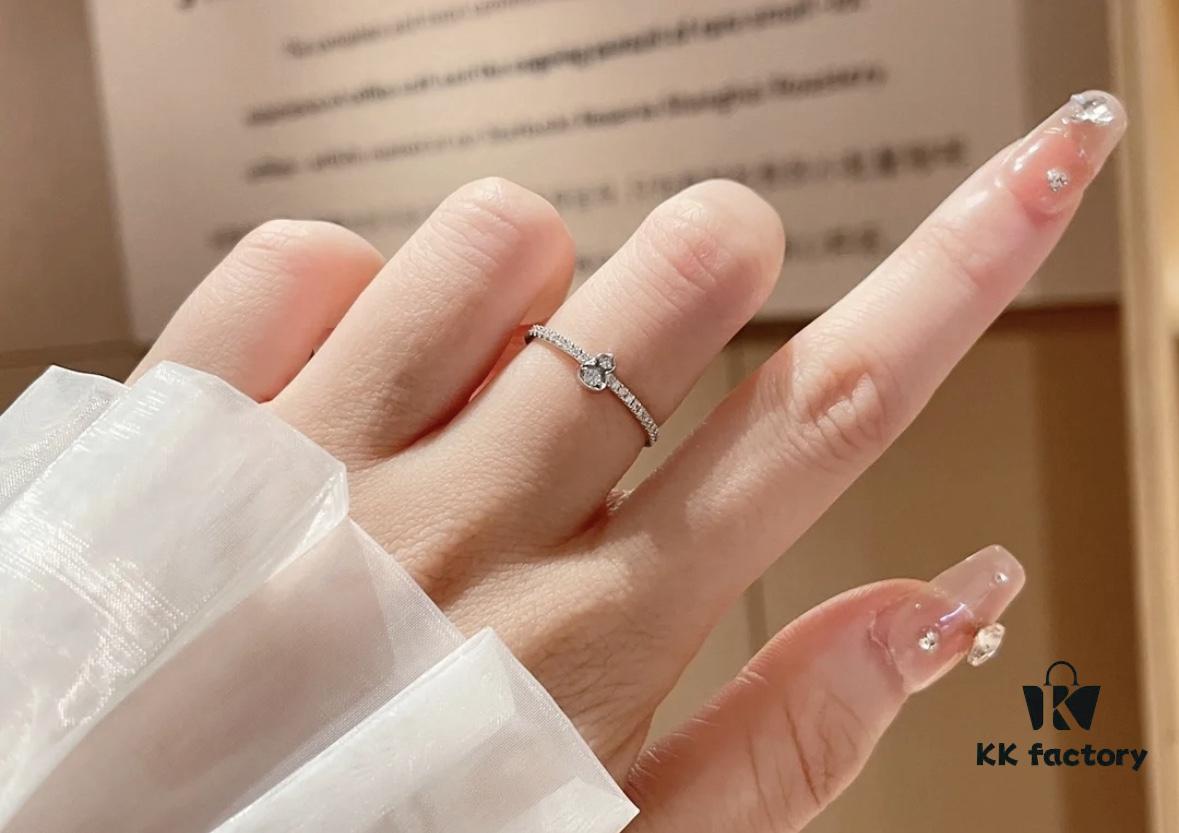 Qeelin Petite Wulu Diamond-Set Gourd Ring