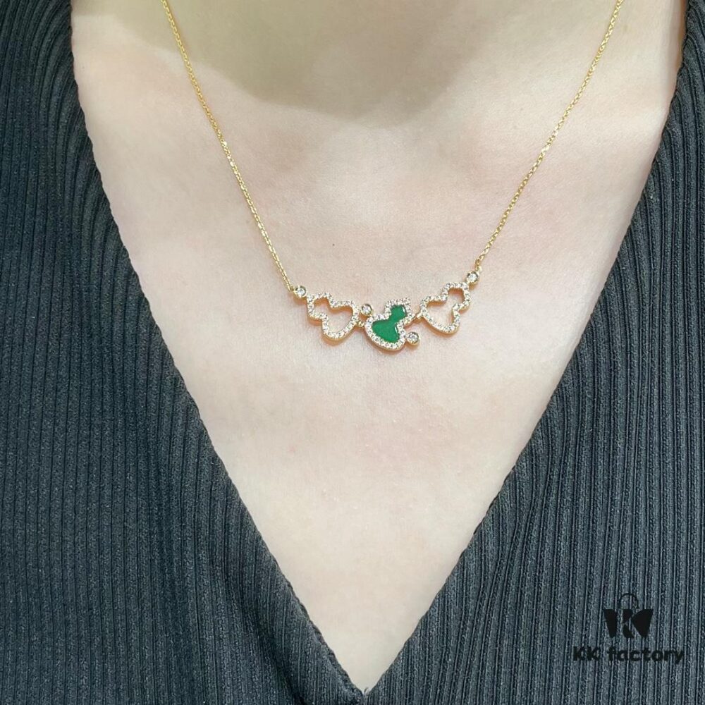 692fdbaf99f2d84055c8b1a2 Kylin Green Jade Three Gourds Necklace