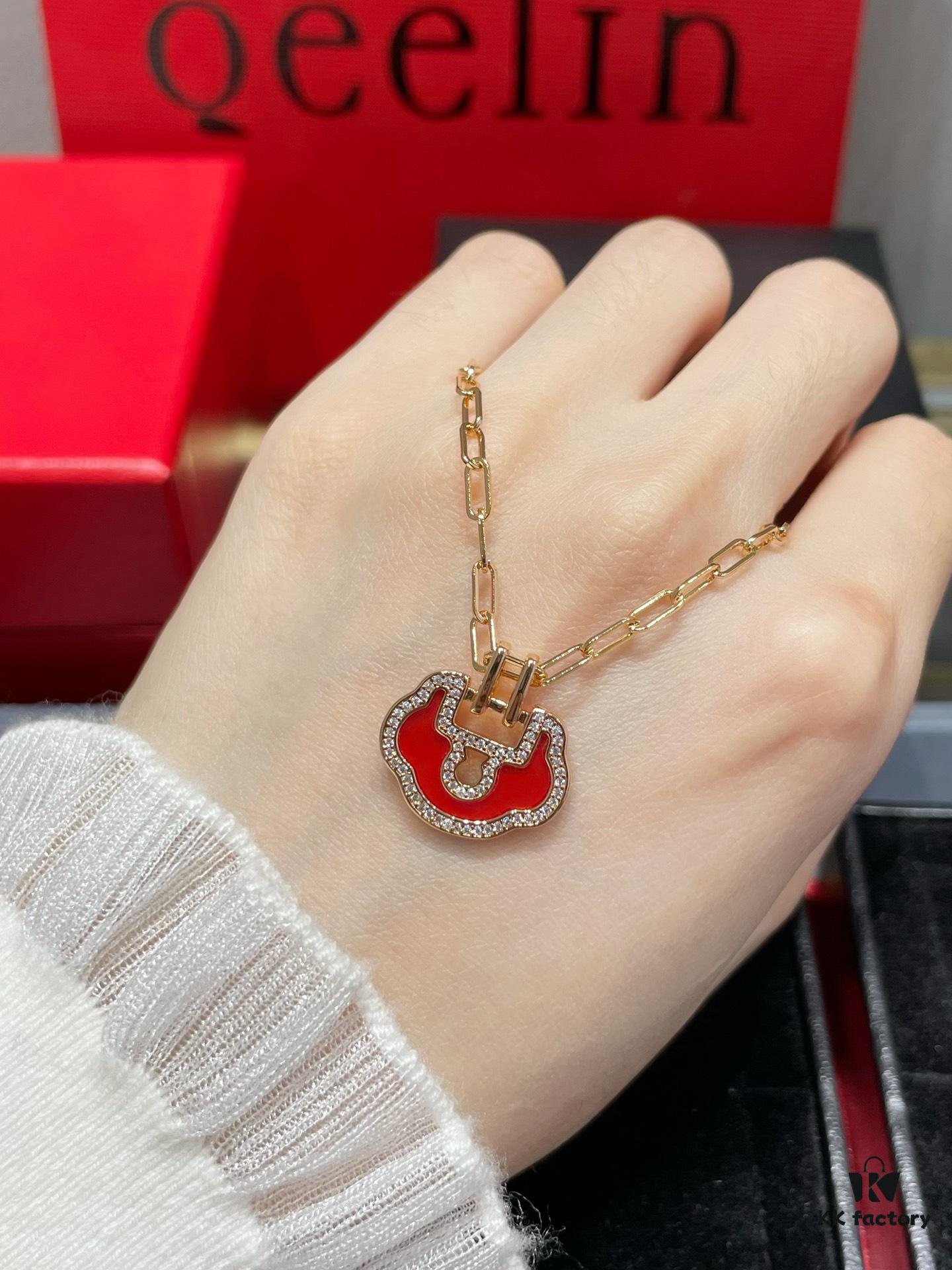 692fdbb599f2d84055c8b1ae Kylin Large High-End Red Agate Ruyi Lock Necklace, Combining Fashion and Tradition with Hand-Micro-Inlaid Eight-Heart-Eight-Arrow High-Carbon Diamonds