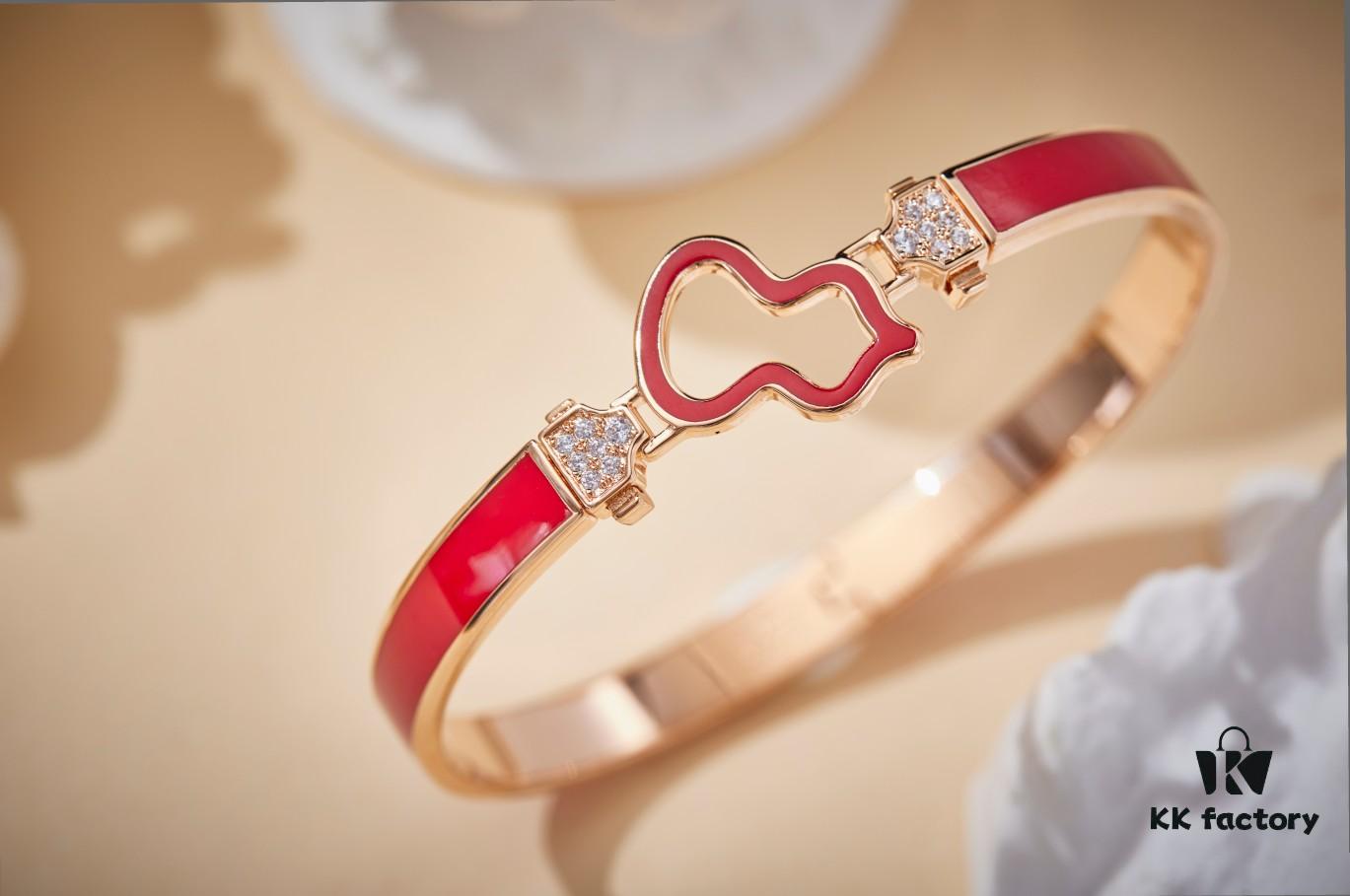 692fdc4399f2d84055c8b282 New Chinese Trend 🌟 Gourd Bracelet, Low-Temperature Enamel, Toggle Clasp Design 💫 Precision Cast with 18K Champagne Gold Plating