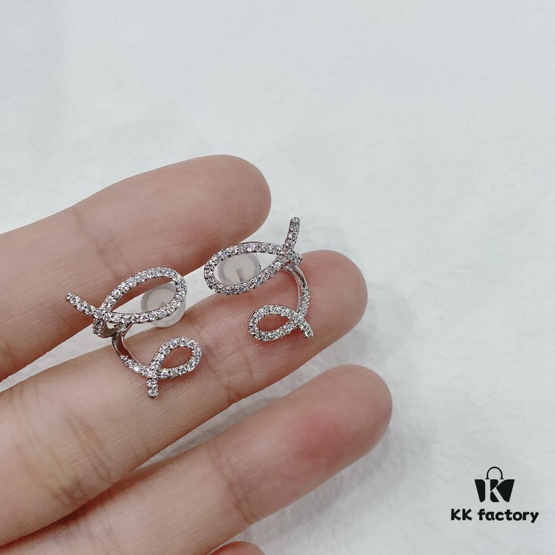 [Same as Zhou Yutong's Style] HEFANG Cream Spiral Stud Earrings, Elegant Design Ear Jewelry for Valentine's Day Gift