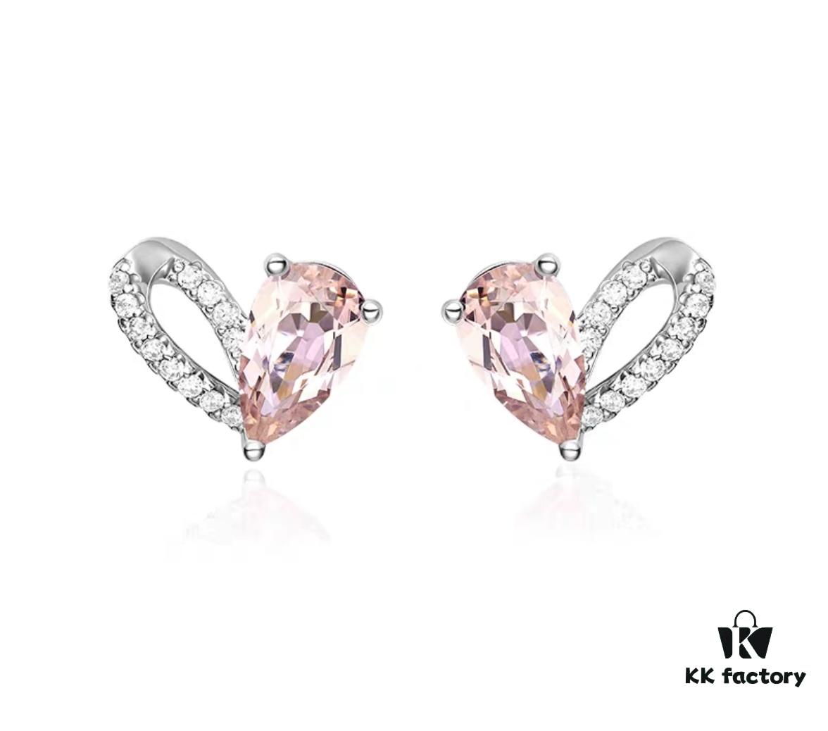 He Fang Creamy Sweetheart Stud Earrings