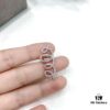 [Same Style as Zhou Yutong] Hefang Cream Spiral Stud Clip-on Earrings, Ear Cuff for Non-Pierced Ears, Women's Gift for Qixi Festival