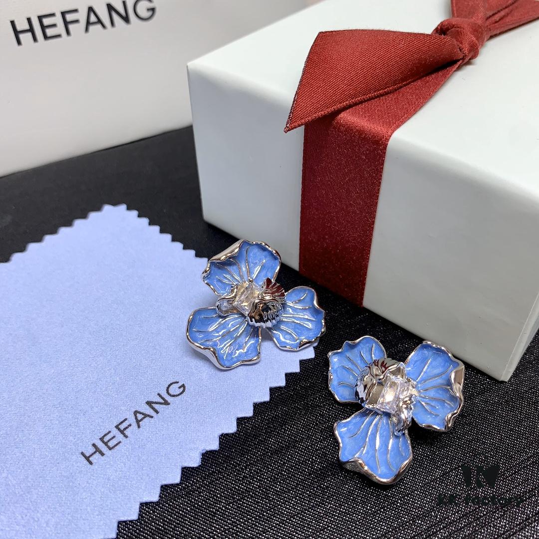 692fdcbd99f2d84055c8b35a Qixi Gift 🎁 HEFANG Blue Iris Earrings Elegant Floral Design