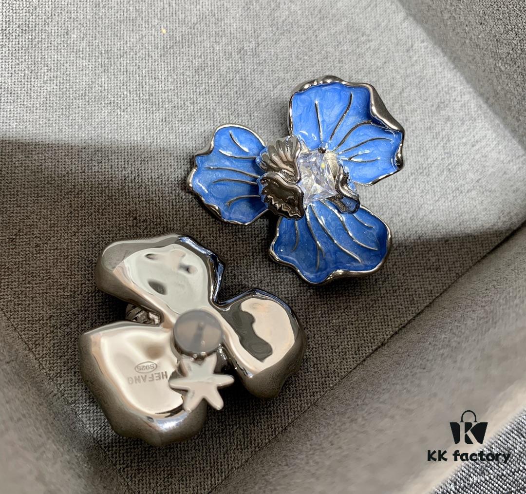 692fdcbd99f2d84055c8b35b Qixi Gift 🎁 HEFANG Blue Iris Earrings Elegant Floral Design