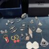Jewelry Specialist! The Most Comprehensive and Highest Quality Series on the Market!