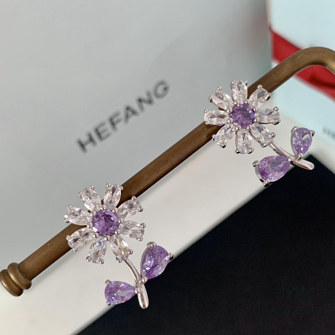 692fdd1699f2d84055c8b3e6 HEFANG Jewelry Summer Floral Earrings, Crystal-Clear and Exquisitely Delicate