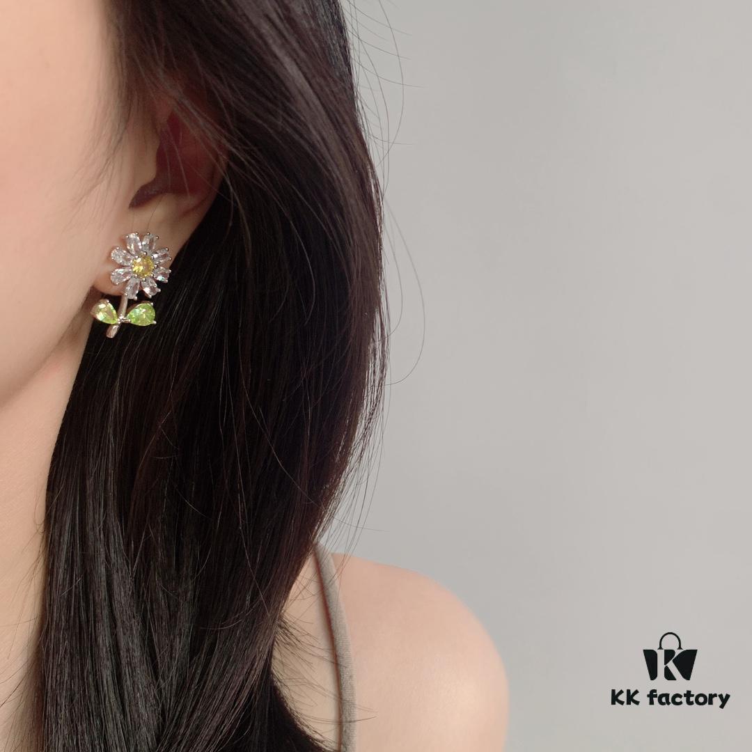 692fdd1d99f2d84055c8b3f1 HEFANG Jewelry Summer Floral Earrings, Crystal-Clear and Exquisitely Delicate