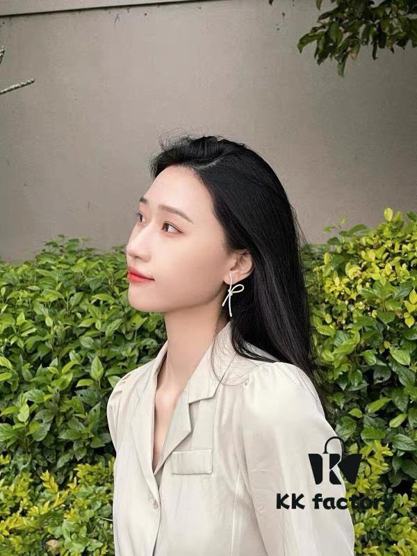 692fdd5c99f2d84055c8b480 New Arrival ❤️ HEFANG Jewelry - Barbie ✨ New Collection Shiny Ribbon Stud Earrings, Three Colors Available