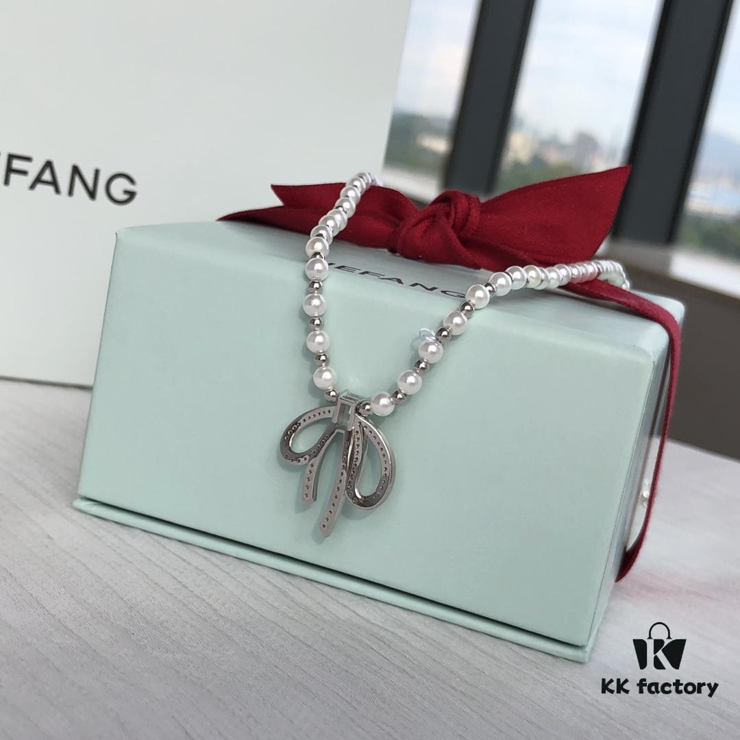 692fdd8d99f2d84055c8b4d4 HEFANG Jewelry Elizabeth Bow Pendant Necklace