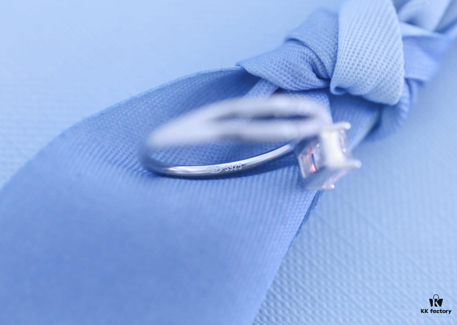 692fddc199f2d84055c8b53f HEFANG Jewelry Aurora Ribbon Ring, Elegant French-Style Statement Ring for Women