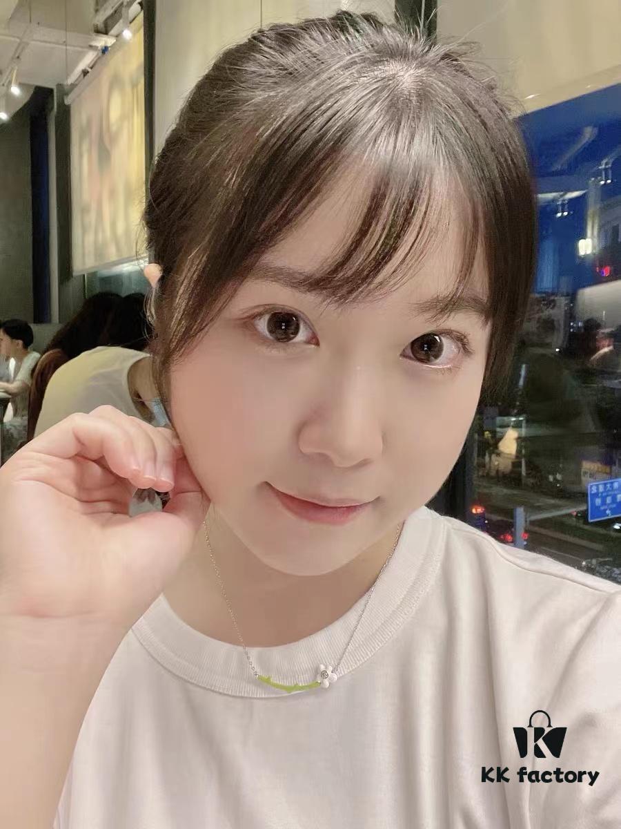 692fddd299f2d84055c8b55e HEFANG Jewelry Cream Floral Necklace - Ins-style Minimalist Collarbone Chain, Popularized by Zhou Yutong, Ideal Gift for Qixi Festival
