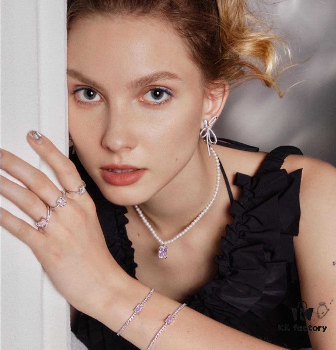Aurora Sugar Cube Necklace by He Fang