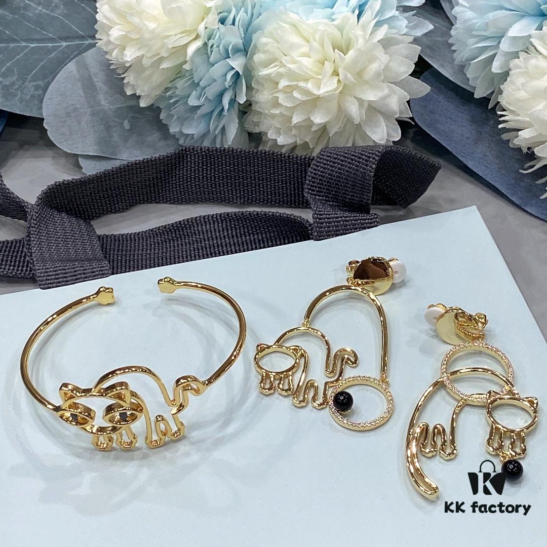 He Fang Cat Ear Cuffs Bracelet Non-Pierced Earrings