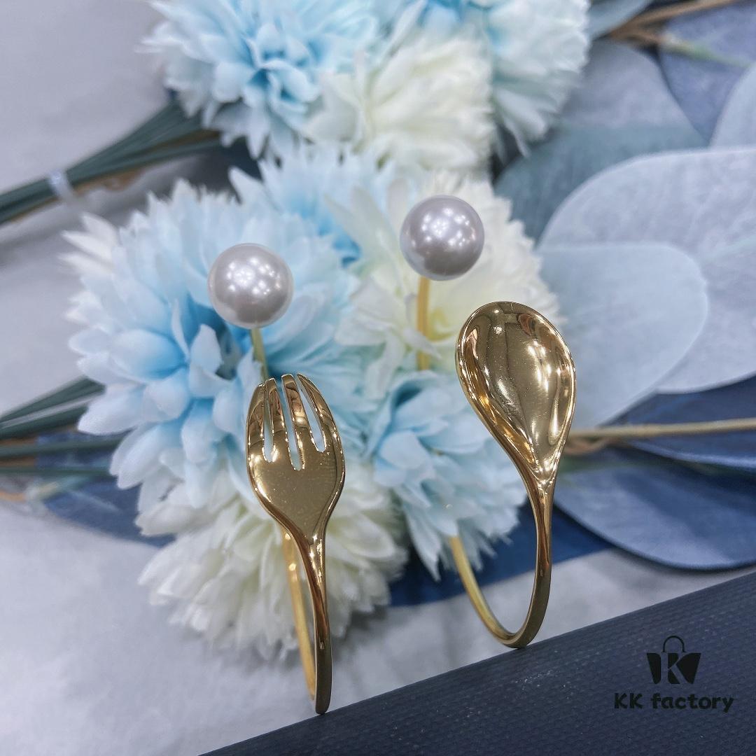 He Fang Mini Cutlery Bracelet, Elegant Open Bangle, Gift for Best Friend, Same Style as Luo Ying's Accessory for Women