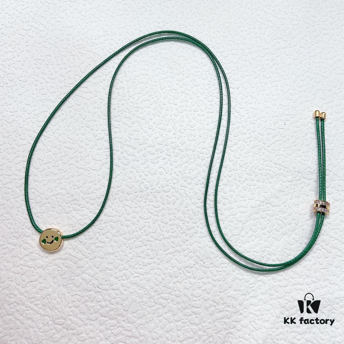 Smiling Xiaoqu Cookie Necklace Gift Box Fashionable Design Collarbone Chain Bracelet for Women Cheek Green