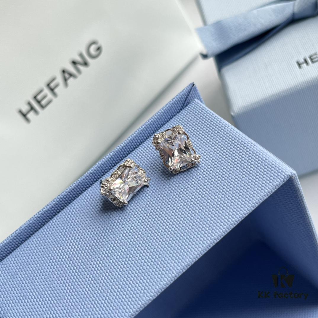 Nebula Cubic Necklace / Stud Earrings