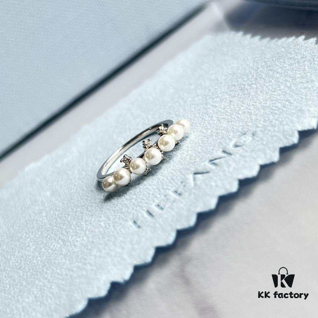 692fde7599f2d84055c8b638 HEFANG Jewelry Product Share | He Fang New Arrival 'Moonlight' Ring, Ethereal and Dreamy