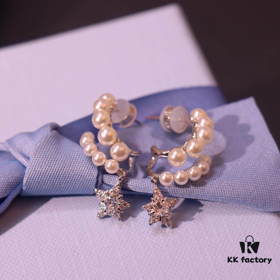 692fdea299f2d84055c8b670 He Fang New Arrival Moonlight White Stud Earrings