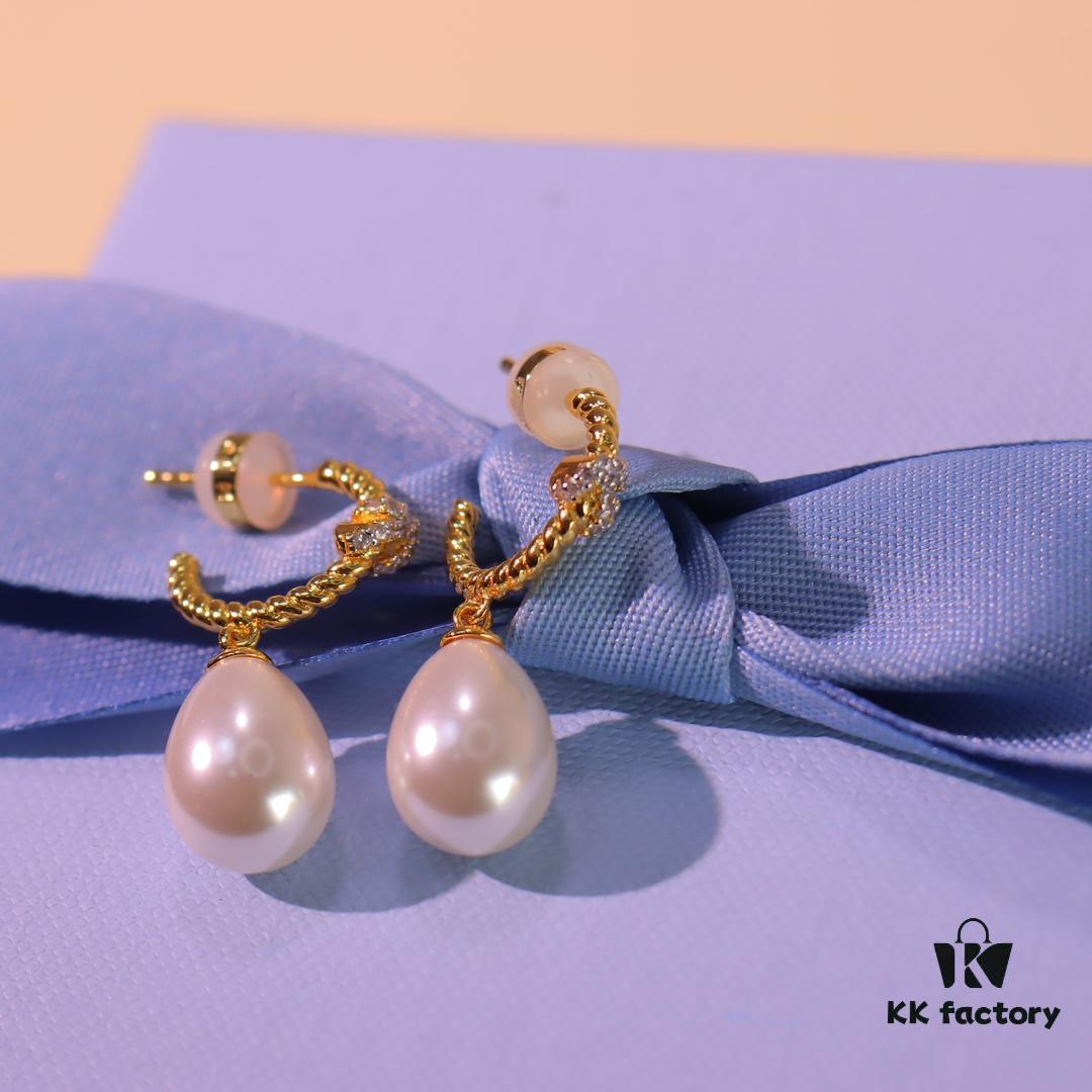 692fdeba99f2d84055c8b688 He Fang Jewelry Heart Knot Pearl Stud Earrings