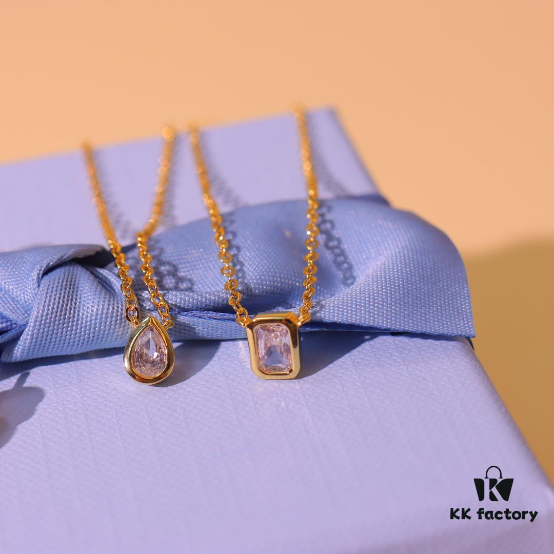 692fdec199f2d84055c8b68f He Fang New Mini Luminescent Necklace and Stud Earrings