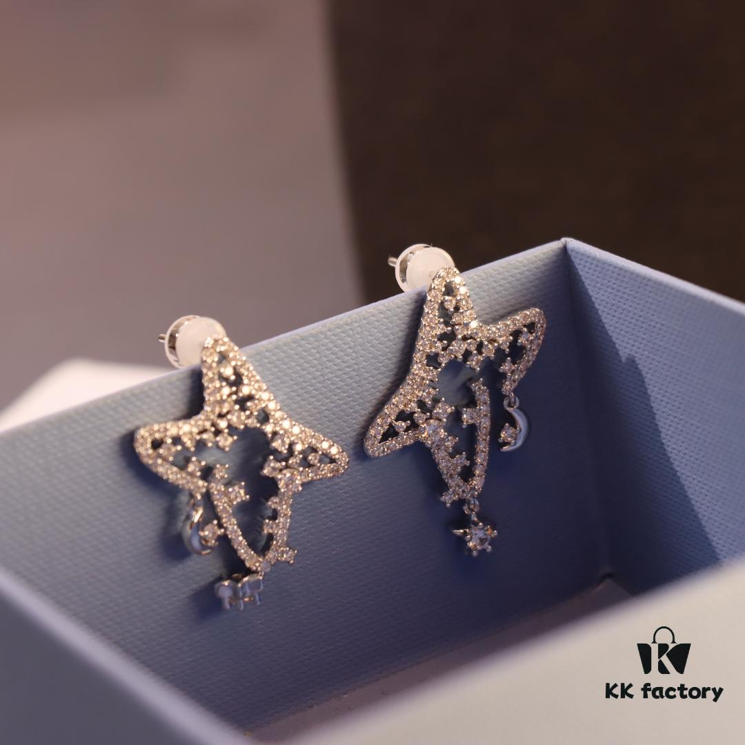 692fdeee99f2d84055c8b6c4 He Fang New Shiny Star Stud Earrings