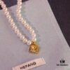 He Fang New Smiling Face Colored Diamond Necklace and Stud Earrings