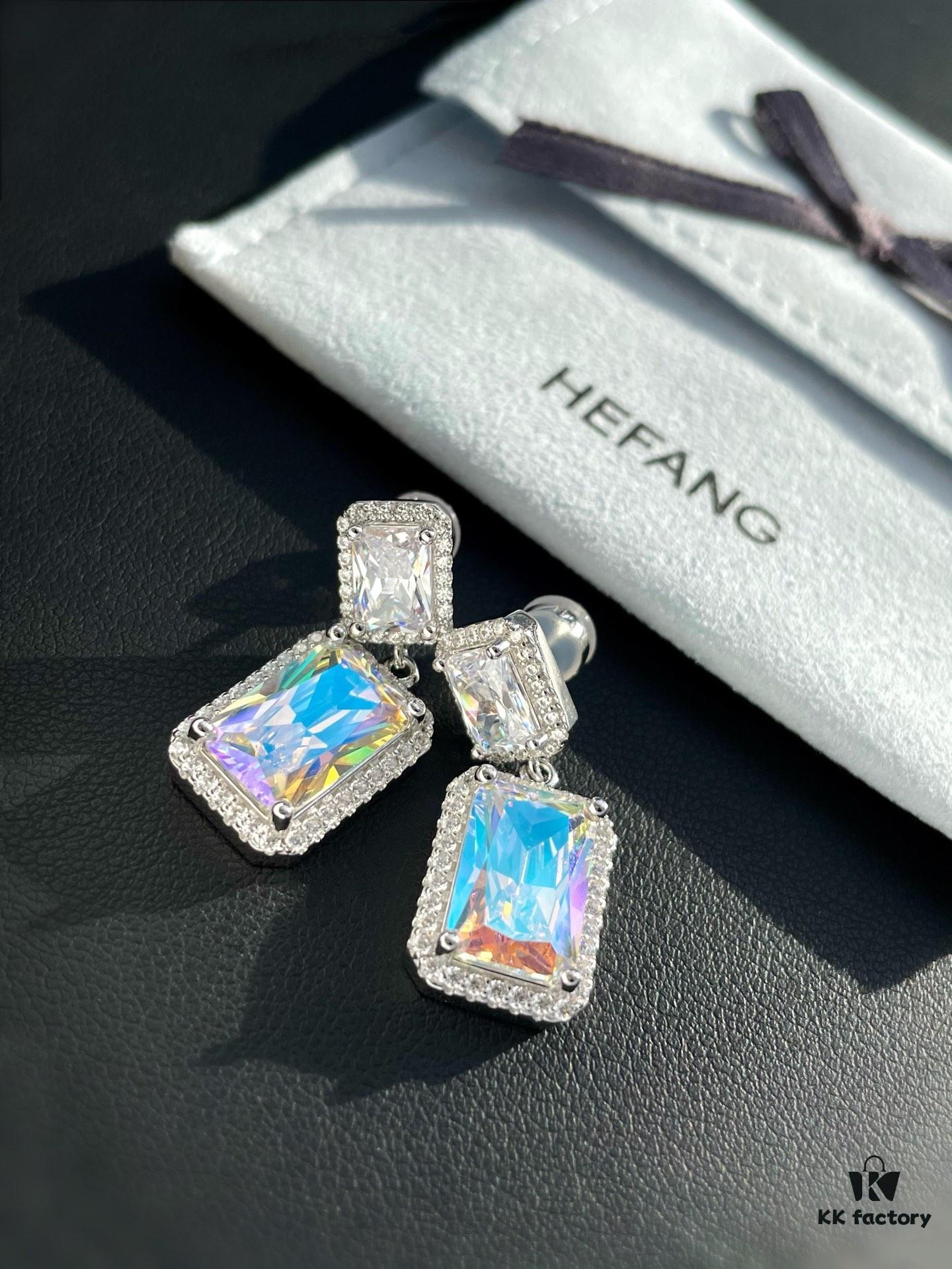 692fdf7299f2d84055c8b751 He Fang Aurora Glow Cubic Sugar Series - Lucky Aurora S925 Sterling Silver Pendant