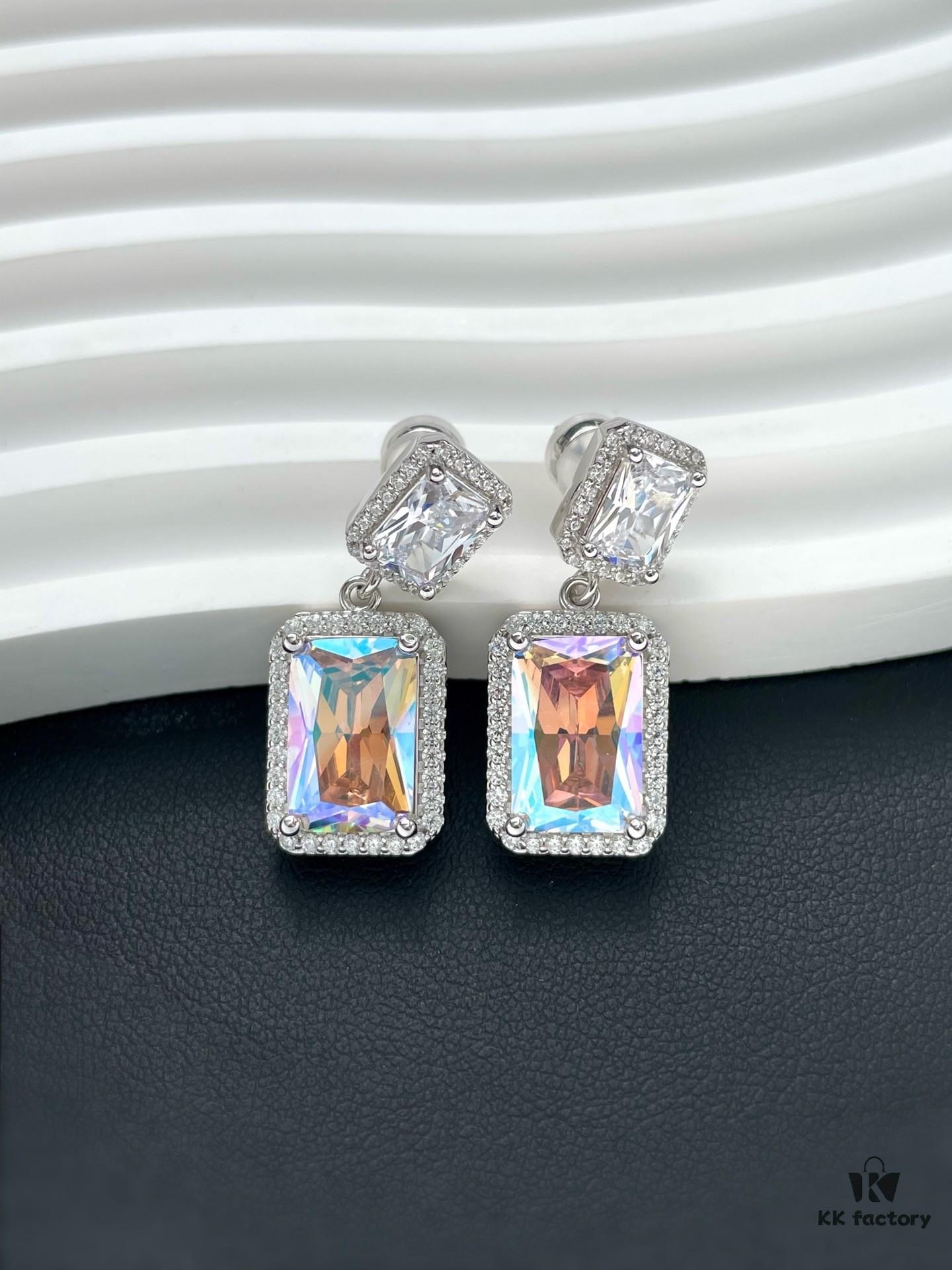 692fdf7599f2d84055c8b753 He Fang Aurora Glow Cubic Sugar Series - Lucky Aurora S925 Sterling Silver Pendant