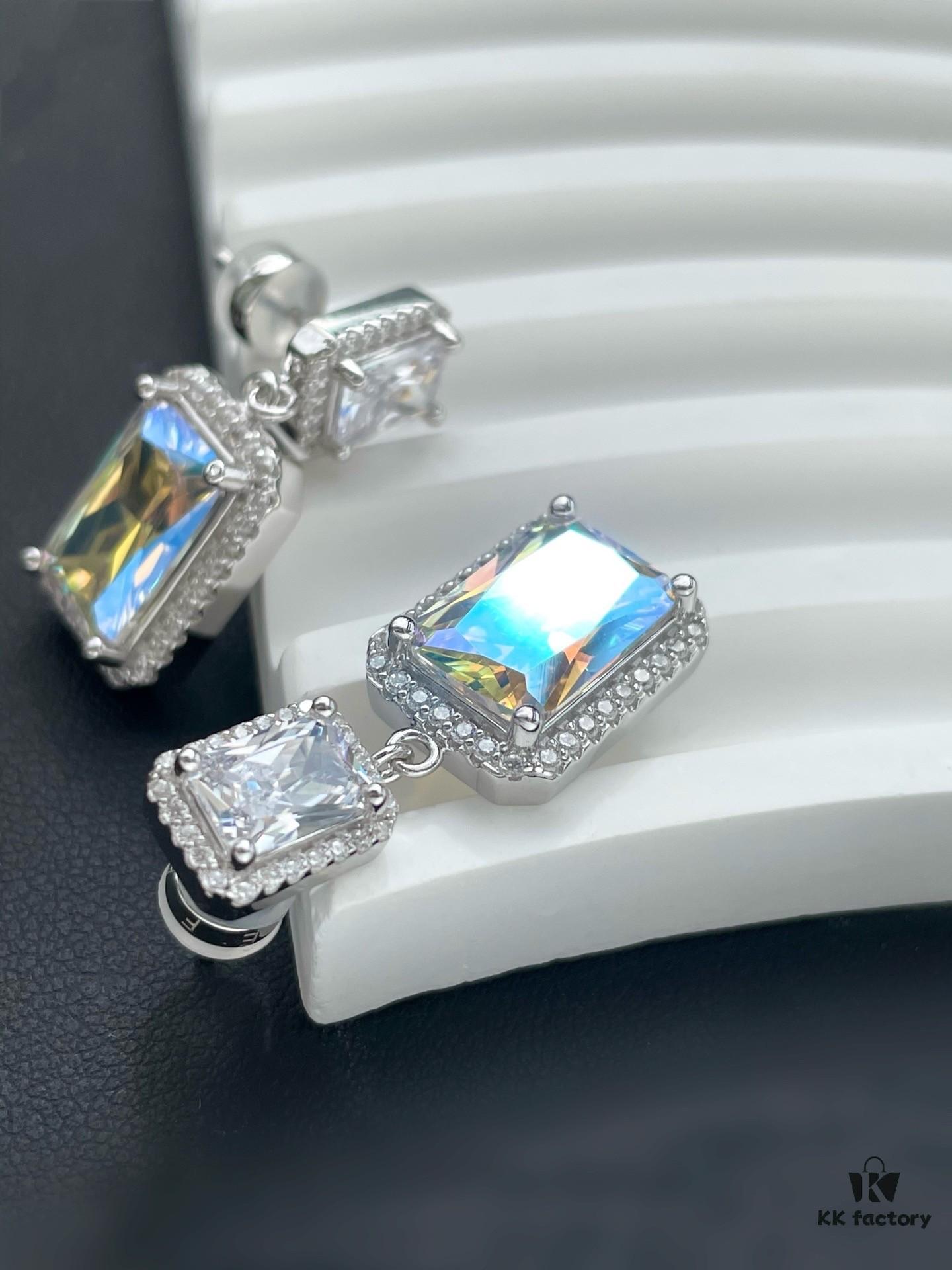 692fdf7899f2d84055c8b756 He Fang Aurora Glow Cubic Sugar Series - Lucky Aurora S925 Sterling Silver Pendant