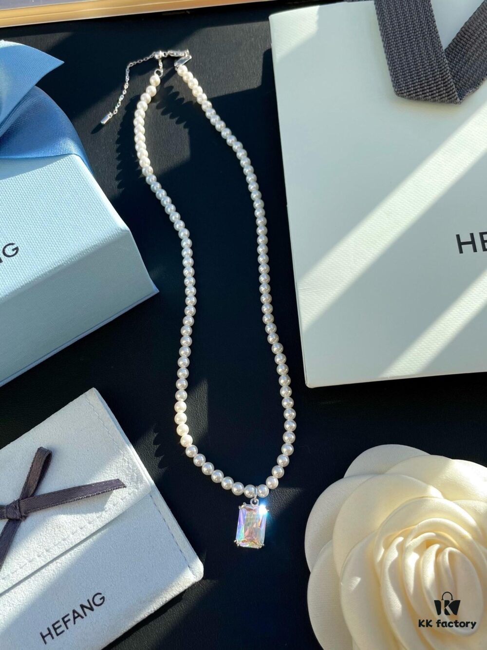 692fdf9699f2d84055c8b778 He Fang Lucky Aurora Glow Sugar Cube Series S925 Silver Necklace