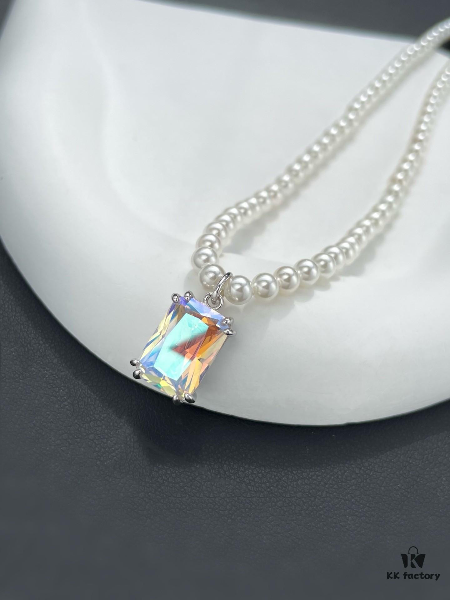 692fdf9799f2d84055c8b779 He Fang Lucky Aurora Glow Sugar Cube Series S925 Silver Necklace