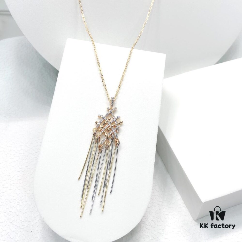 692fdfa099f2d84055c8b78a New Arrival He Fang Holiday Woven Tassel Set