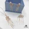 New Arrival He Fang Holiday Woven Tassel Set