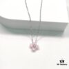520 Gift: He Fang Santalum Necklace for Collarbone