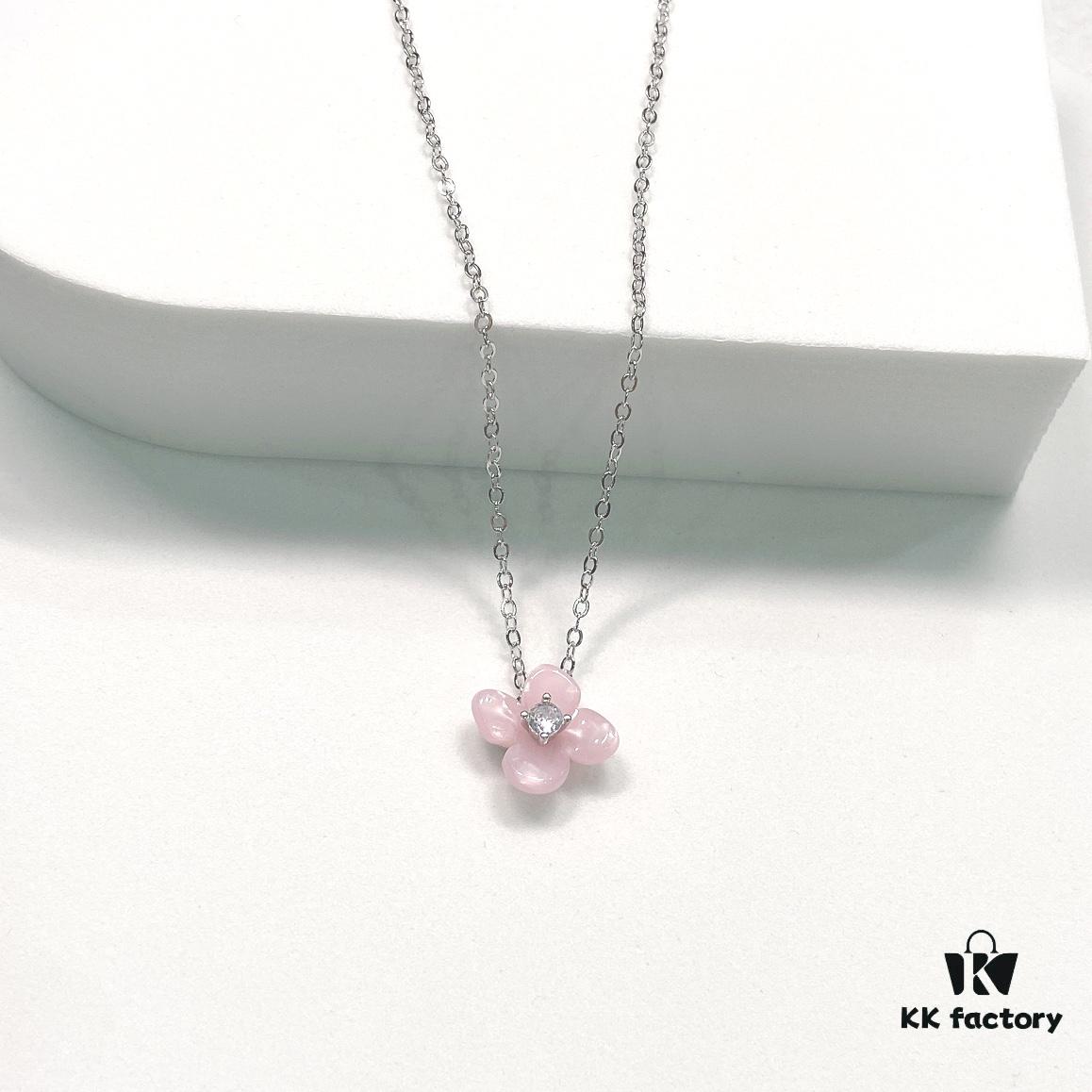 520 Gift: He Fang Santalum Necklace for Collarbone