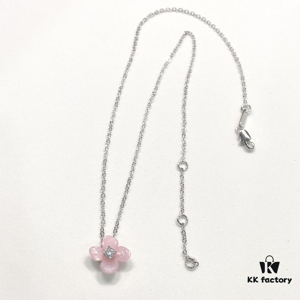 520 Gift: He Fang Santalum Necklace for Collarbone