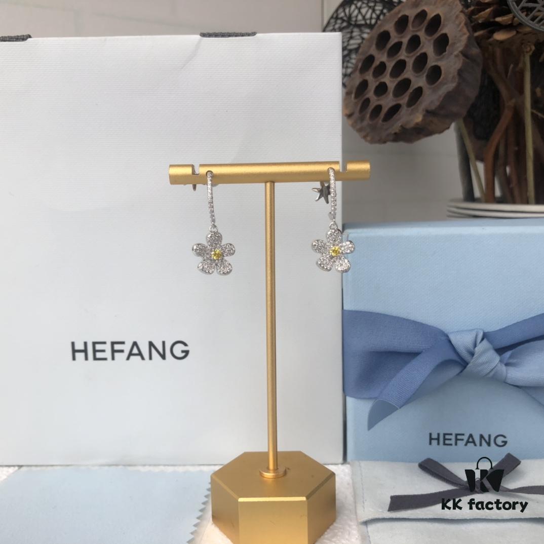 692fdfc399f2d84055c8b7c6 HEFANG Jewelry Gleaming Freesia Earrings