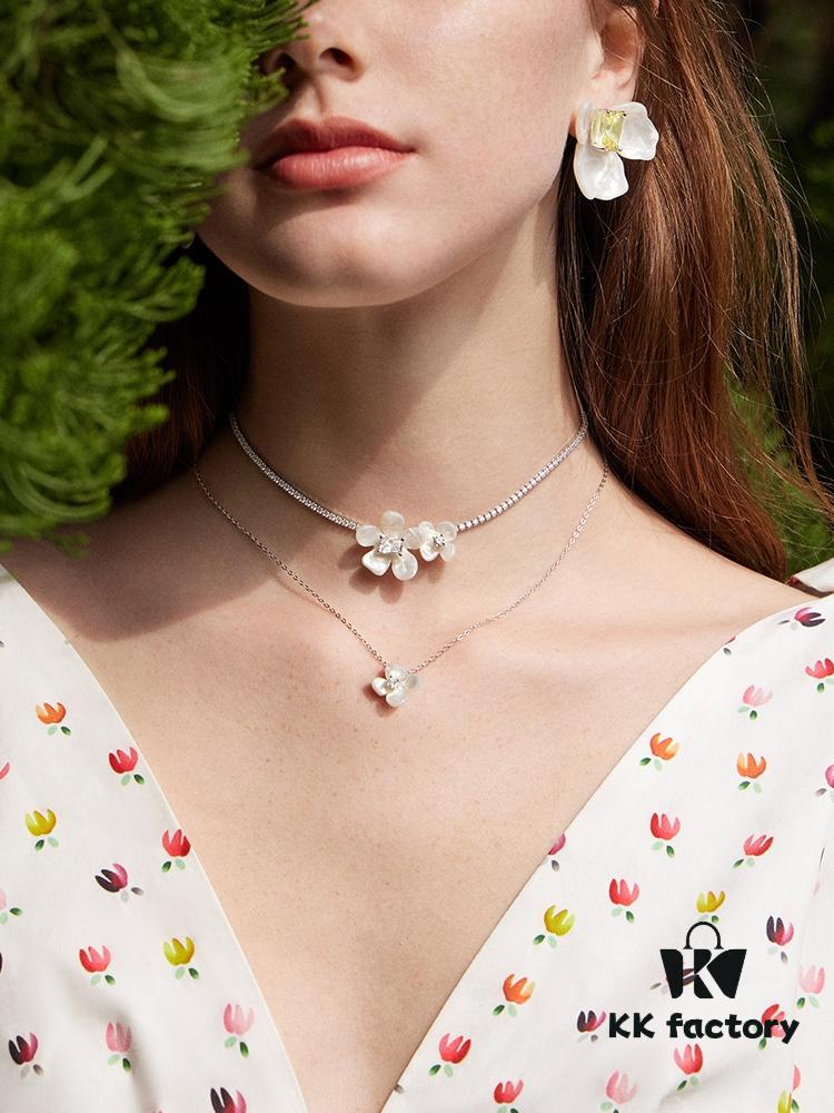 692fdfe499f2d84055c8b807 HEFANG Xiaocanglan Collar Necklace